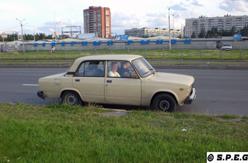 St Petersburg by Car